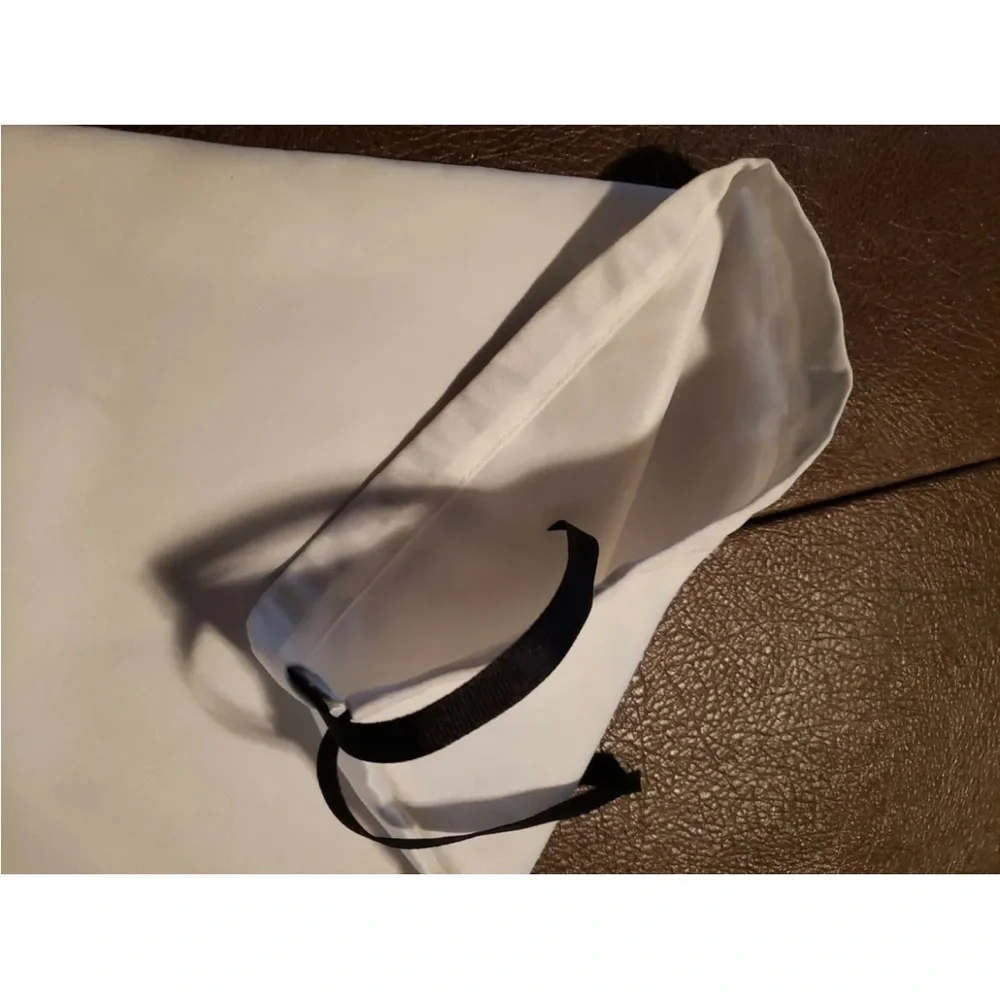 Gucci White Drawstring Dust Bag 17.5